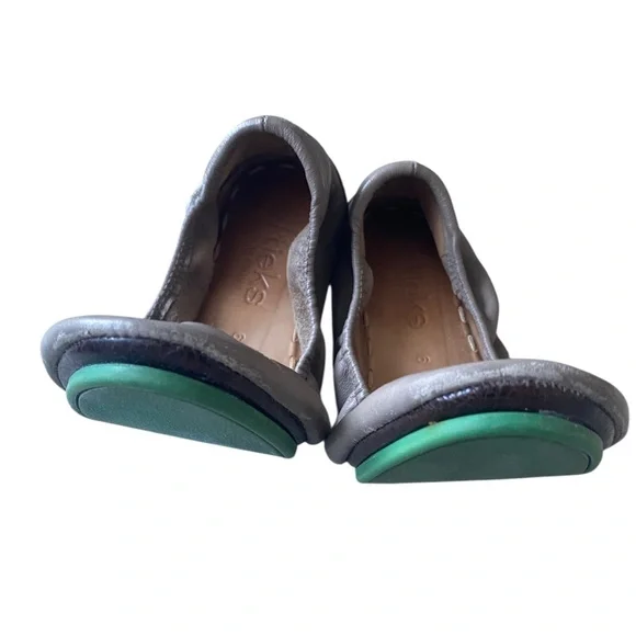 Tieks by Gavrieli Grey Italian Leather Foldable Ballet Flats Size 6 - Picture 6 of 8